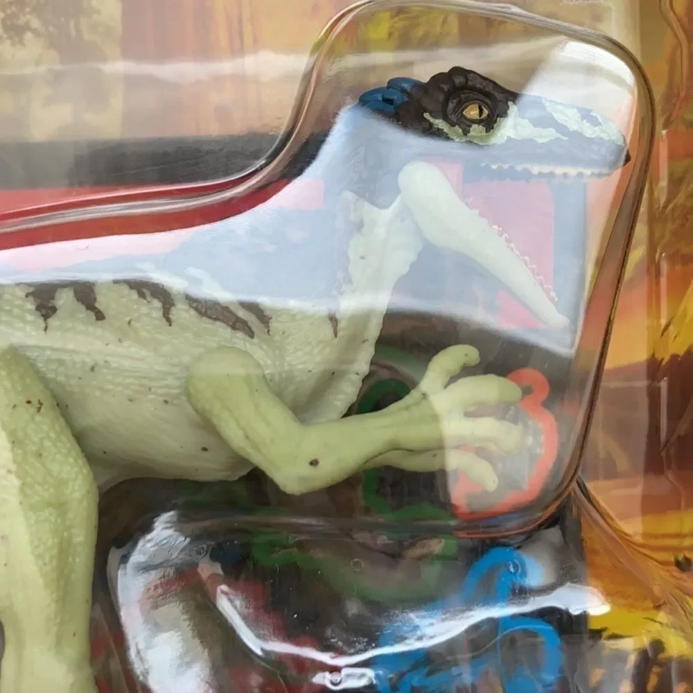 NWT Jurassic World Camp Cretaceous Coelurus